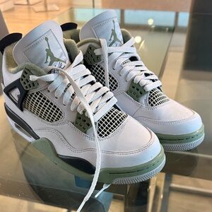 Nike Air Jordan. Like new